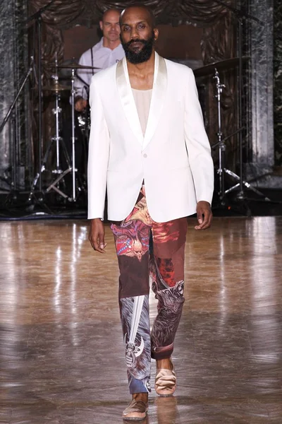Look 21